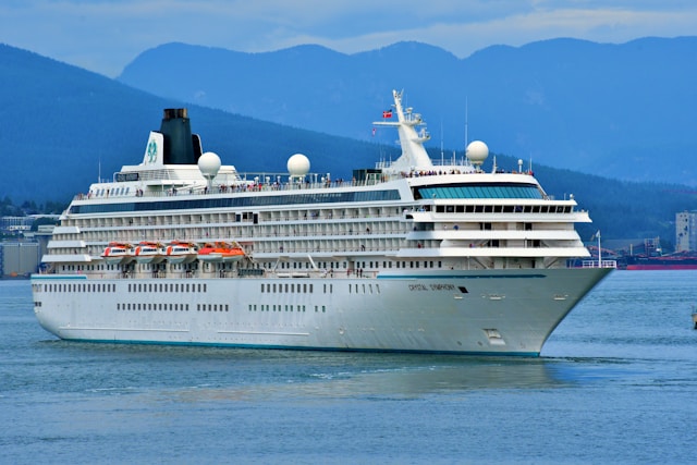 cruise ship jobs salary near kenya